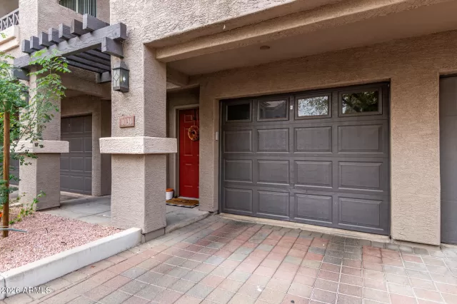 MLS: 6976989 Condo For Sale