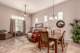 Photo #6: 6977013 Listing 