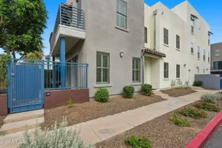 Photo #2: 6977058 Listing