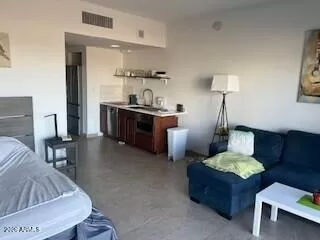 Photo #2: 6977069 Listing 