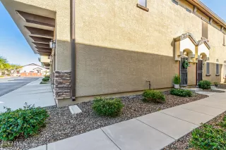 Photo #4: 6977147 Listing 