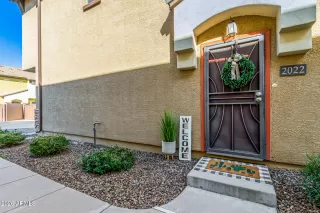 Photo #5: 6977147 Listing 