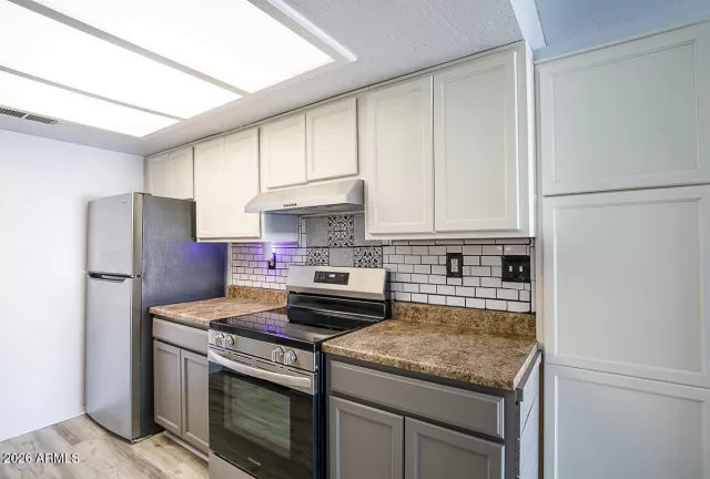 MLS: 6977180 Condo For Sale