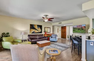 Photo #6: 6977184 Listing