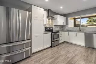 Photo #4: 6977222 Listing 