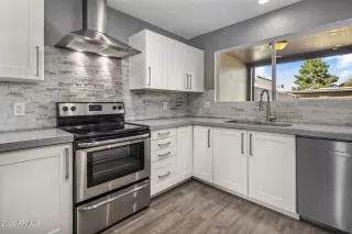 Photo #6: 6977222 Listing 