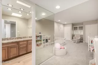 Photo #5: 6977255 Listing 