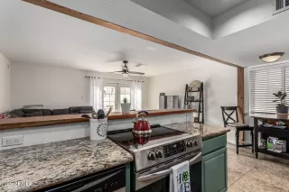 Photo #3: 6977309 Listing 