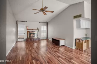 Photo #2: 6977329 Listing 