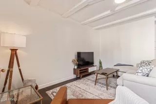 Photo #3: 6977344 Listing 