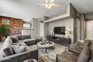 Photo #1: 6977459 Listing 