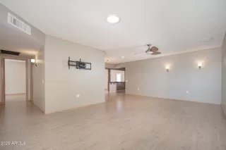 Photo #2: 6977473 Listing