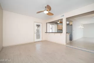 Photo #6: 6977473 Listing