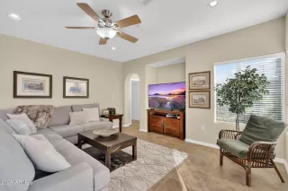 Photo #3: 6977488 Listing 