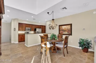 Photo #5: 6977488 Listing 