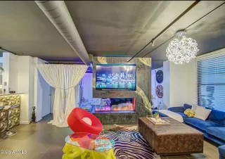 Photo #3: 6977527 Listing