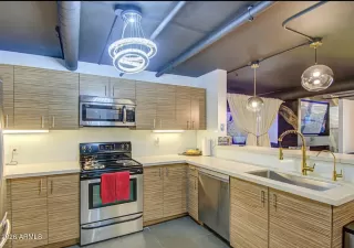 Photo #5: 6977527 Listing