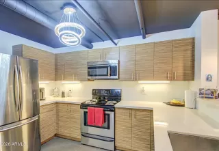 Photo #6: 6977527 Listing