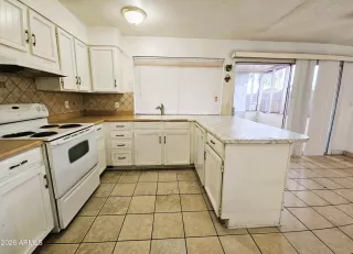 Photo #4: 6977540 Listing