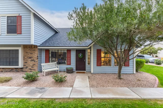 MLS: 6977575 Condo For Sale