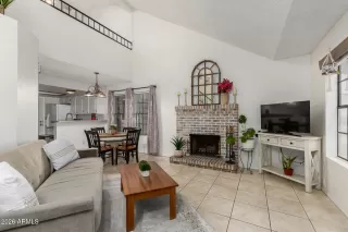 Photo #2: 6977575 Listing 