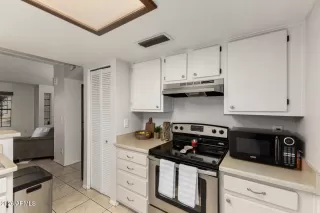 Photo #5: 6977575 Listing 