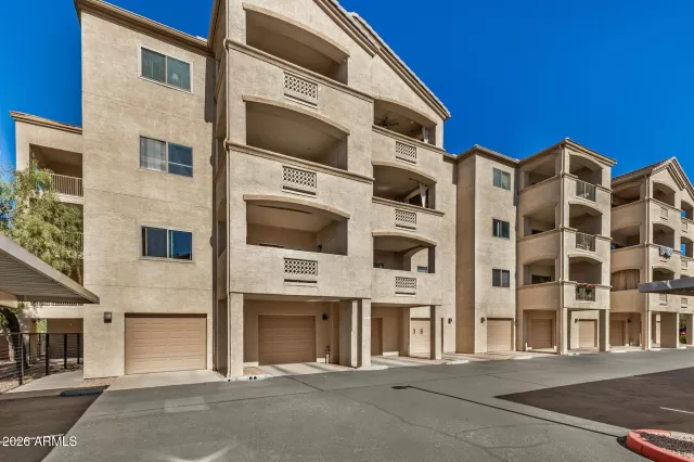 MLS: 6977584 Condo For Sale