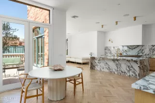 Photo #5: 6977598 Listing 