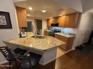 Photo #3: 6977634 Listing 