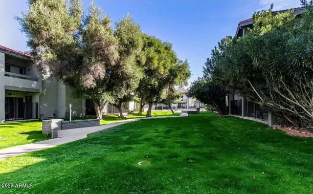 MLS: 6977699 Condo For Sale