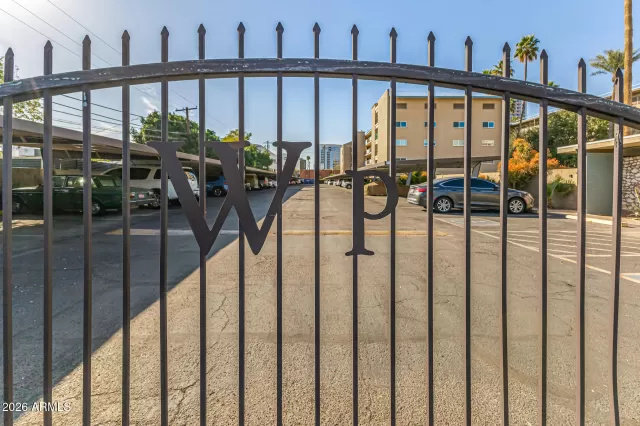 MLS: 6977722 Condo For Sale