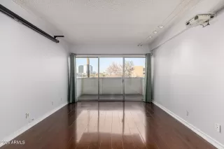 Photo #4: 6977722 Listing 