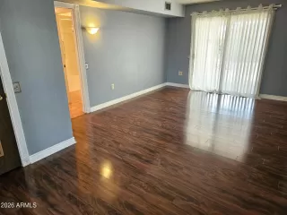 Photo #4: 6977753 Listing 