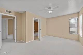 Photo #6: 6977755 Listing 