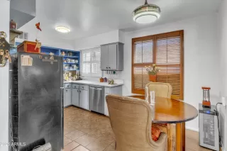 Photo #2: 6977782 Listing 