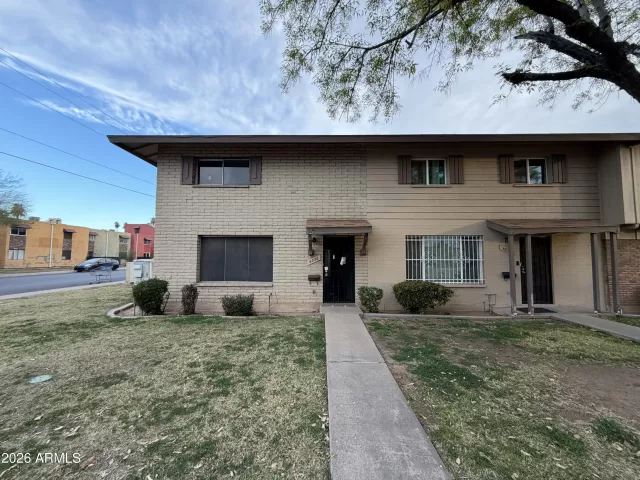 MLS: 6977868 Condo For Sale