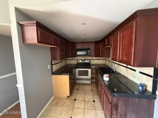 Photo #2: 6977932 Listing 