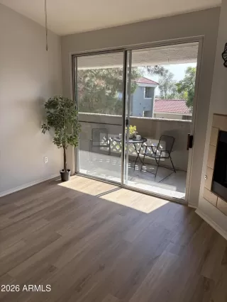 Photo #3: 6977939 Listing