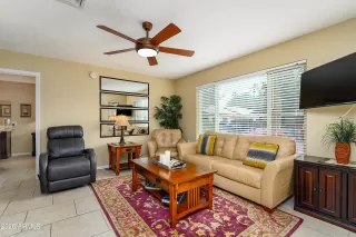 Photo #4: 6977998 Listing 