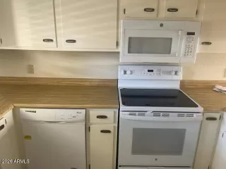 Photo #4: 6978003 Listing