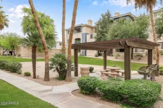 Photo #6: 6978119 Listing 