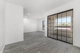 Photo #6: 6978150 Listing