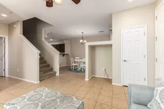 Photo #5: 6978180 Listing 