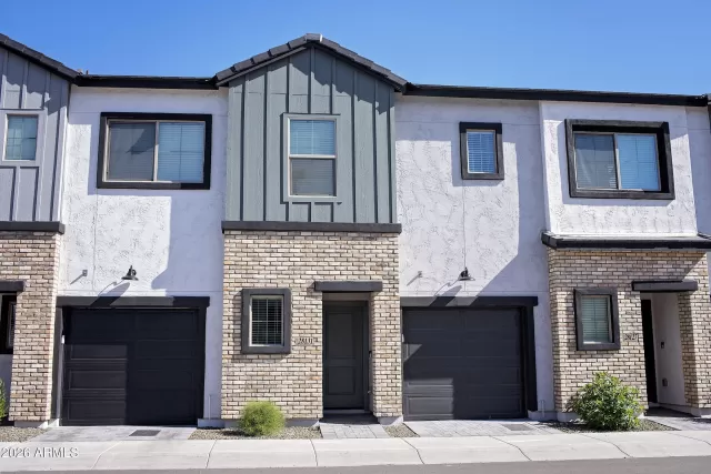 MLS: 6978286 Condo For Sale