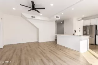 Photo #6: 6978534 Listing 