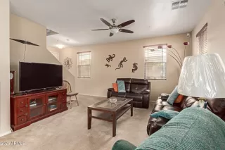 Photo #5: 6978689 Listing 