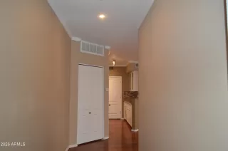 Photo #6: 6978703 Listing 