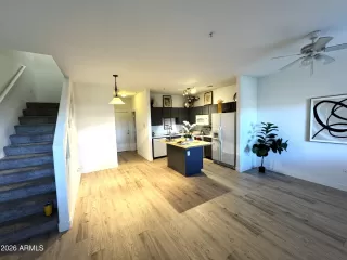 Photo #4: 6978804 Listing 