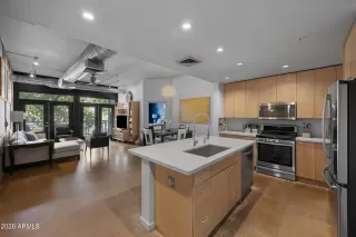 Photo #2: 6978812 Listing 