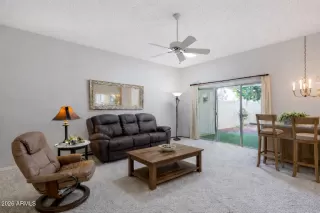 Photo #5: 6978902 Listing 